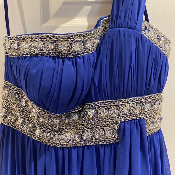 Royal blue floor length one shoulder dress size 6 - Picture 2 of 3
